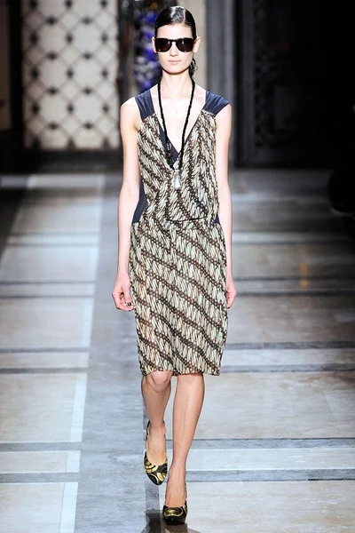 Look 43